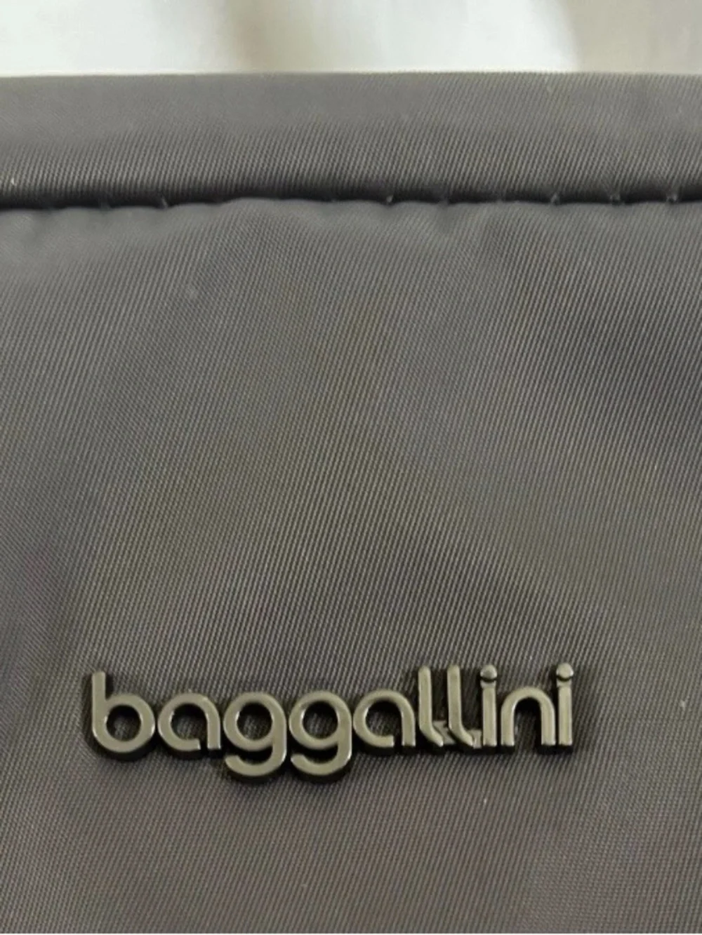 Baggallini Soho Laptop Travel Backpack Gray Lightweight Nylon RFID